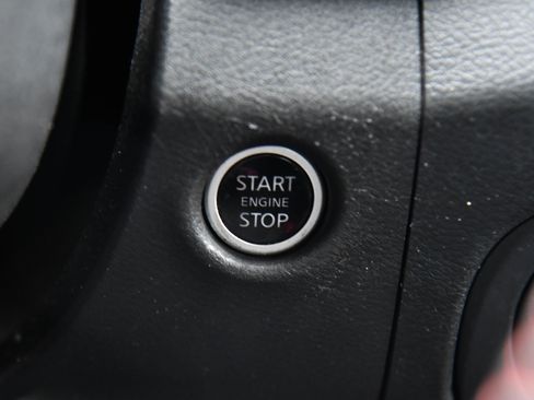 Used 2024 Nissan Frontier Pro-X w/ Pro Convenience Package image 28