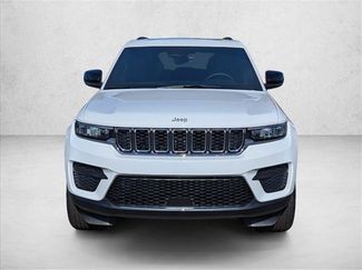 New 2025 Jeep Grand Cherokee Laredo X w/ Luxury Tech Group I video 2