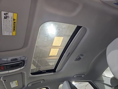 New 2026 Hyundai Elantra Limited image 28