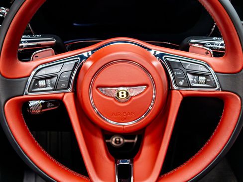 Used 2020 Bentley Continental GT image 65