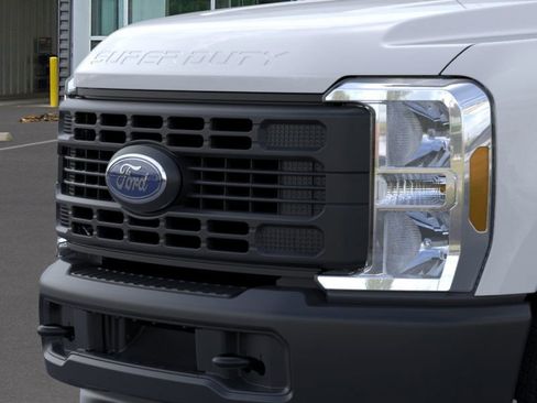 New 2026 Ford F350 XL image 17