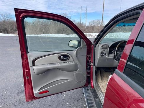 Used 2007 Buick Rainier CXL image 23