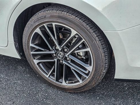 Used 2025 Toyota Camry XLE w/ Premium Plus Package FWD image 10