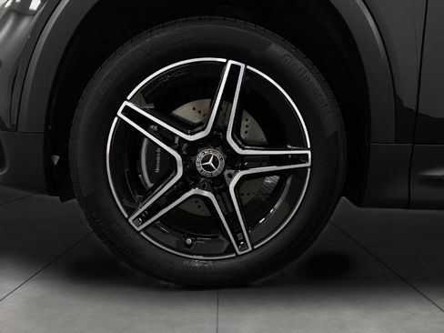 Certified 2025 Mercedes-Benz GLB 250 4MATIC image 12