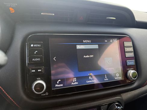 Used 2022 Nissan Kicks SR w/ Premium Package FWD image 15