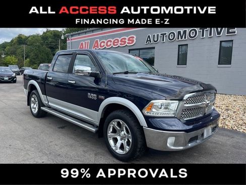 Used 2015 RAM 1500 Laramie w/ Convenience Group image 2