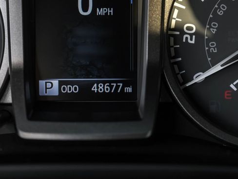 Used 2023 Toyota Tacoma TRD Off-Road image 18