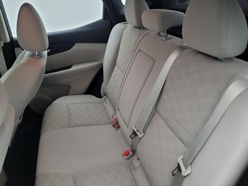 Used 2019 Nissan Rogue Sport SV FWD image 18