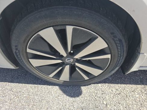 Used 2020 Nissan Altima 2.5 SL FWD image 28