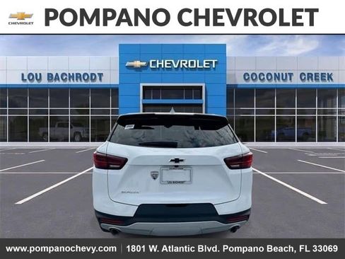 New 2025 Chevrolet Blazer LT w/ Driver Confidence Package FWD image 7