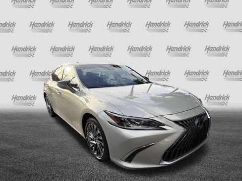 Certified 2024 Lexus ES 300h Ultra Luxury w/ Accessory Package (Z2) FWD image 2