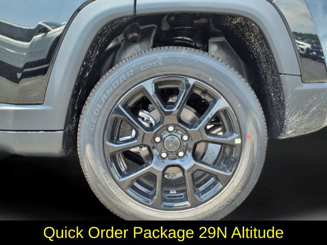 New 2026 Jeep Compass Latitude AWD/4WD image 11