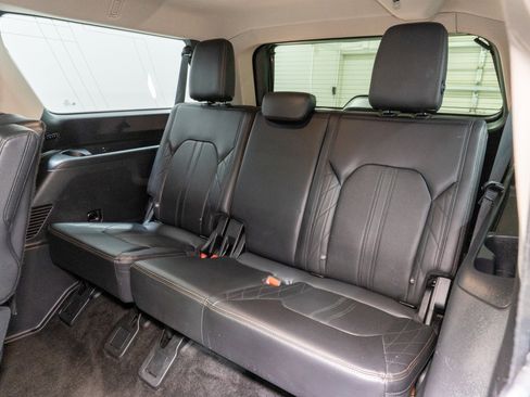 Used 2018 Ford Expedition Max Platinum image 36