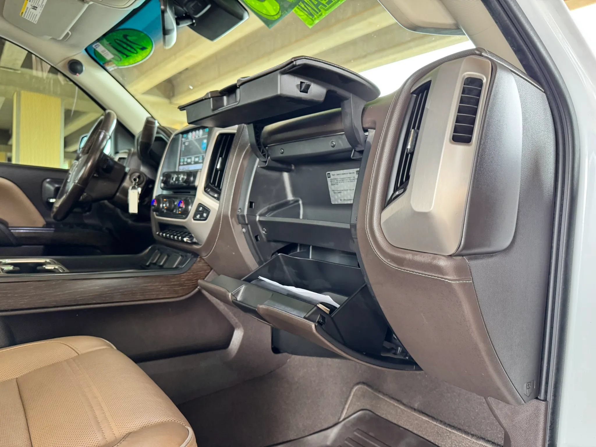 Used 2018 GMC Sierra 1500 Denali w/ Denali Ultimate Package AWD/4WD image 27