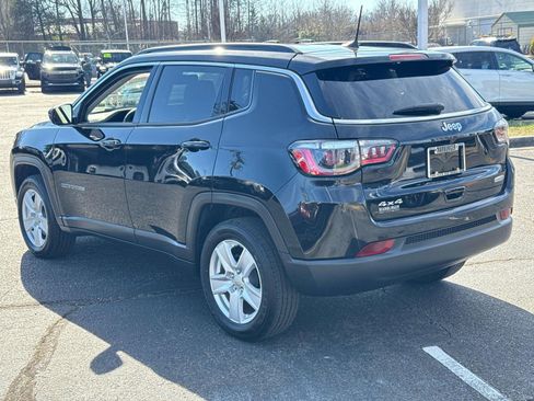 Used 2022 Jeep Compass Latitude w/ Convenience Group image 6