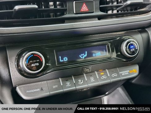 Used 2022 Hyundai Kona SEL w/ Convenience Package FWD image 15