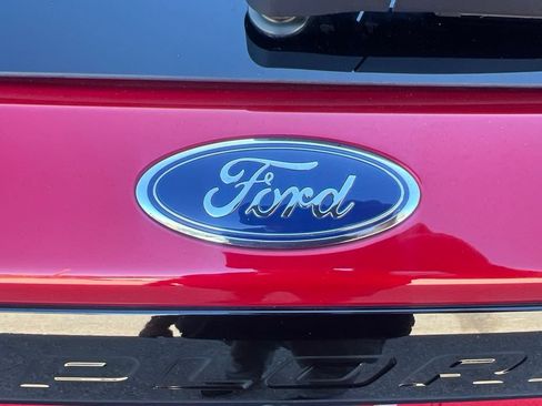 Used 2020 Ford Explorer ST w/ Premium Technology Package AWD/4WD image 36