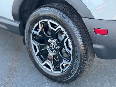 New 2025 Ford Bronco Sport Outer Banks image 8