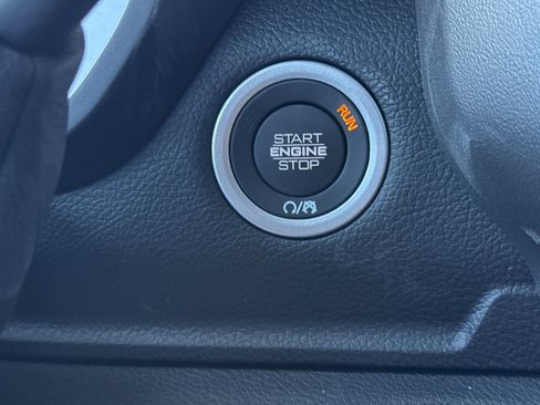New 2026 RAM 3500 Laramie AWD/4WD image 21