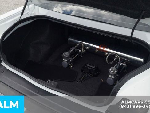 Used 2020 Dodge Challenger SRT Hellcat w/ Plus Package image 9