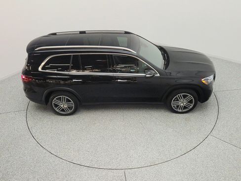 Certified 2025 Mercedes-Benz GLS 450 4MATIC image 26