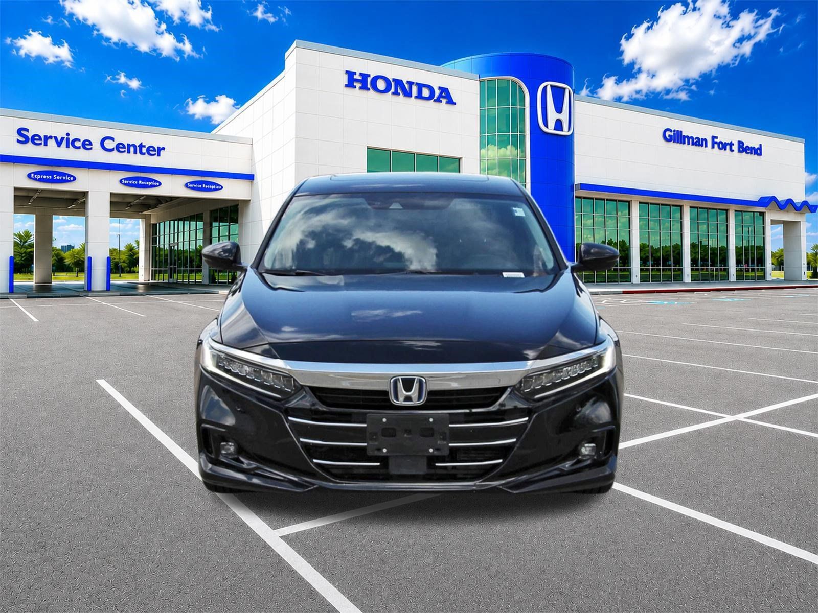Used 2022 Honda Accord Touring image 2