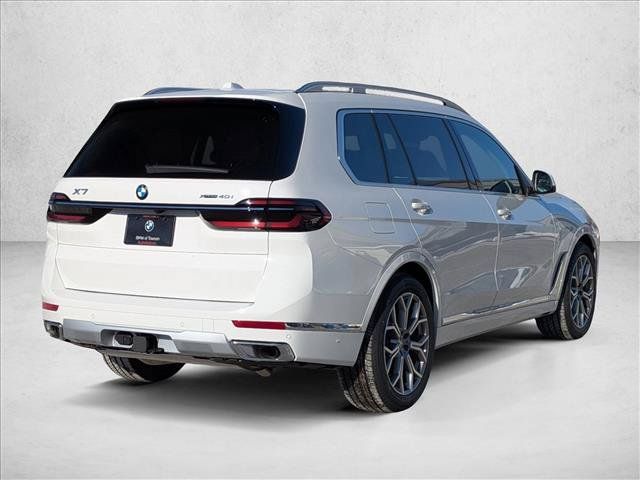 Used 2026 BMW X7 xDrive40i w/ Premium Package AWD/4WD image 2