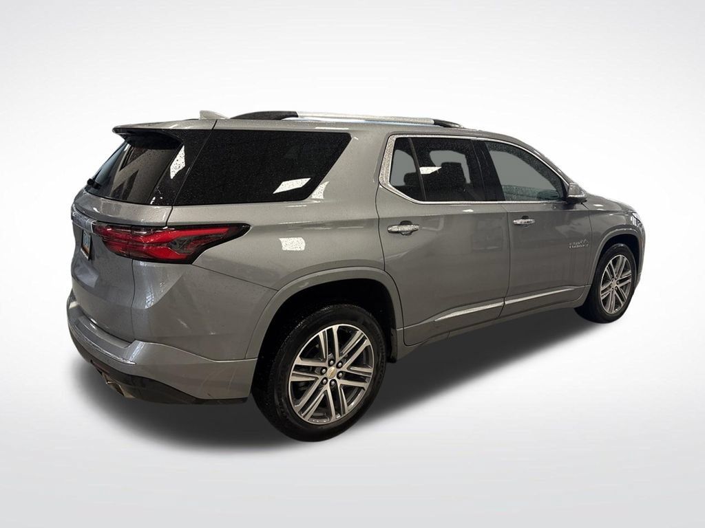 Used 2023 Chevrolet Traverse High Country w/ LPO, Floor Liner Package AWD/4WD image 5