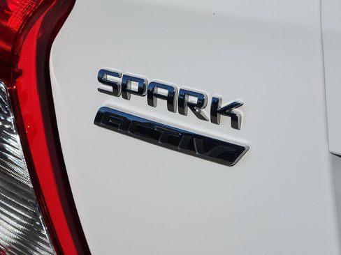 Used 2022 Chevrolet Spark ACTIV image 10