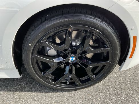 Used 2026 BMW 330i Sedan w/ M Sport Package RWD image 24