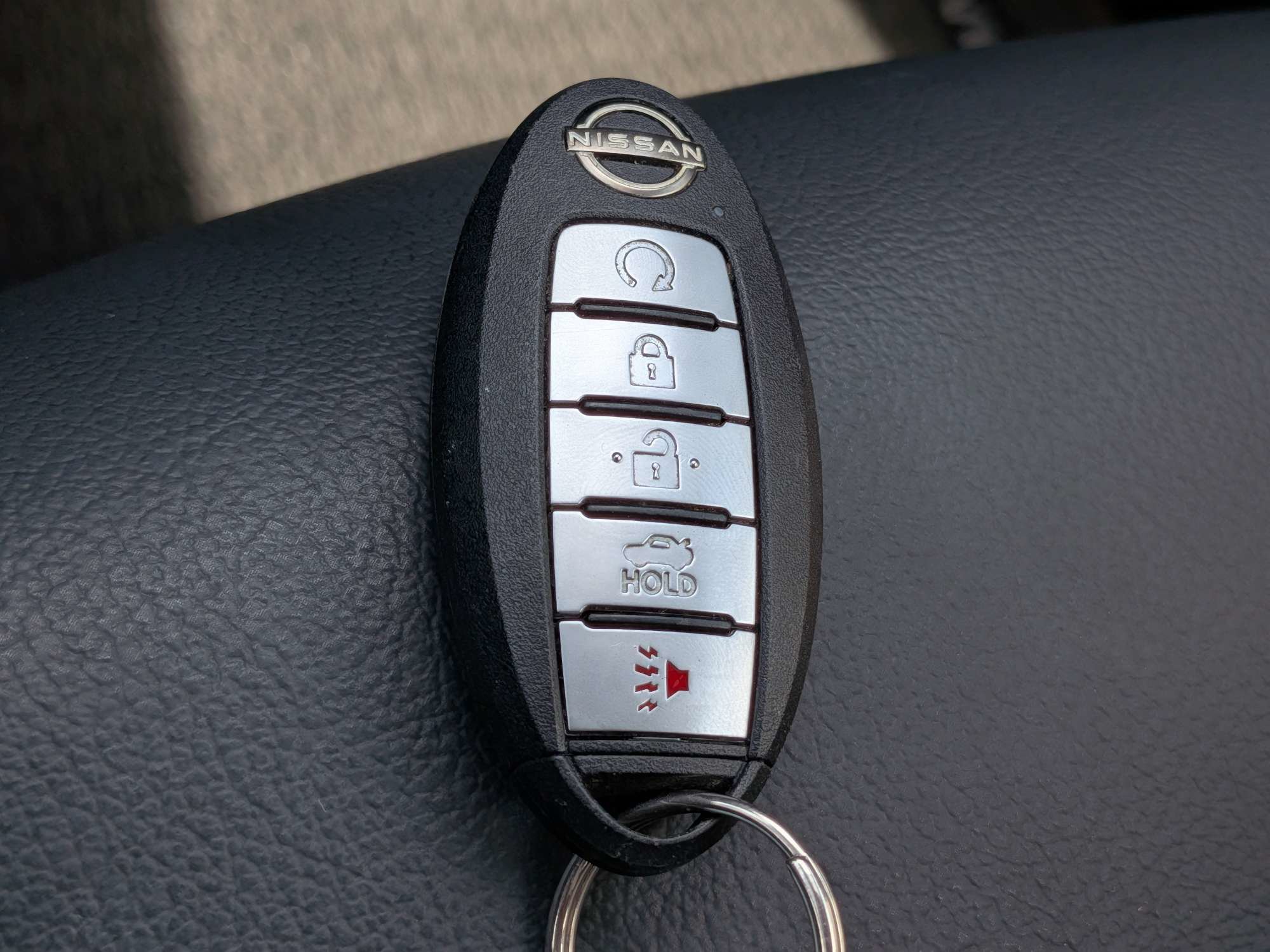 Used 2024 Nissan Altima 2.5 SR w/ SR Premium Package FWD image 32