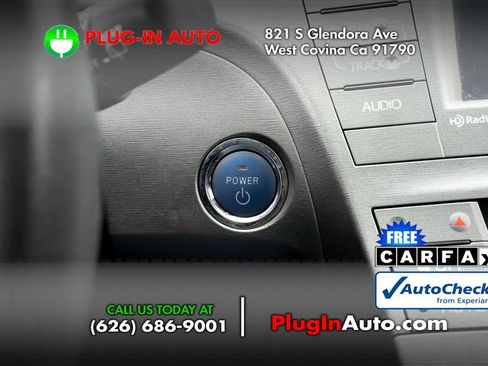 Used 2015 Toyota Prius Three w/ Solar Roof Package FWD image 20