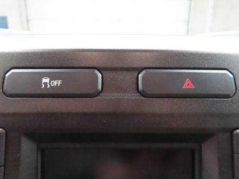 Used 2017 Ford F150 XLT AWD/4WD image 50
