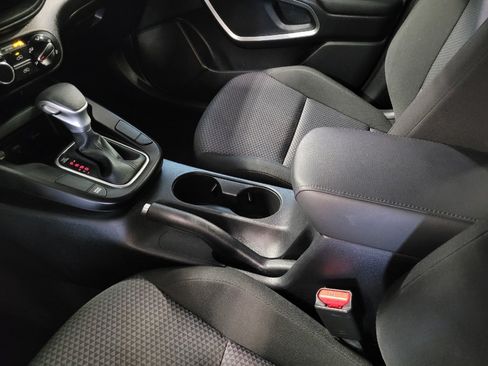 Used 2022 Kia Soul LX w/ Technology Package FWD image 26
