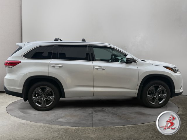 Used 2019 Toyota Highlander Limited Platinum AWD/4WD image 8