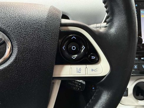 Used 2017 Toyota Prius Four Touring w/ Premium Convenience Package FWD image 14