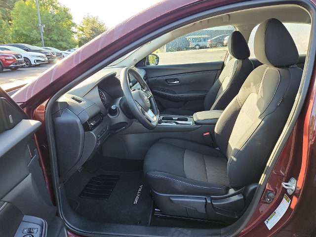 Used 2024 Nissan Sentra SV FWD image 14
