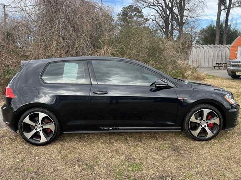 Used 2016 Volkswagen GTI SE image 13