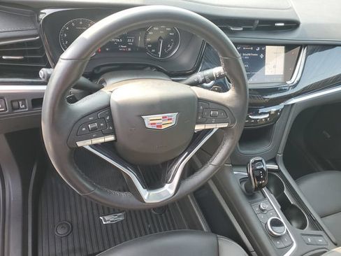 Certified 2024 Cadillac XT6 Premium Luxury w/ LPO, Floor Liner Package AWD/4WD image 13
