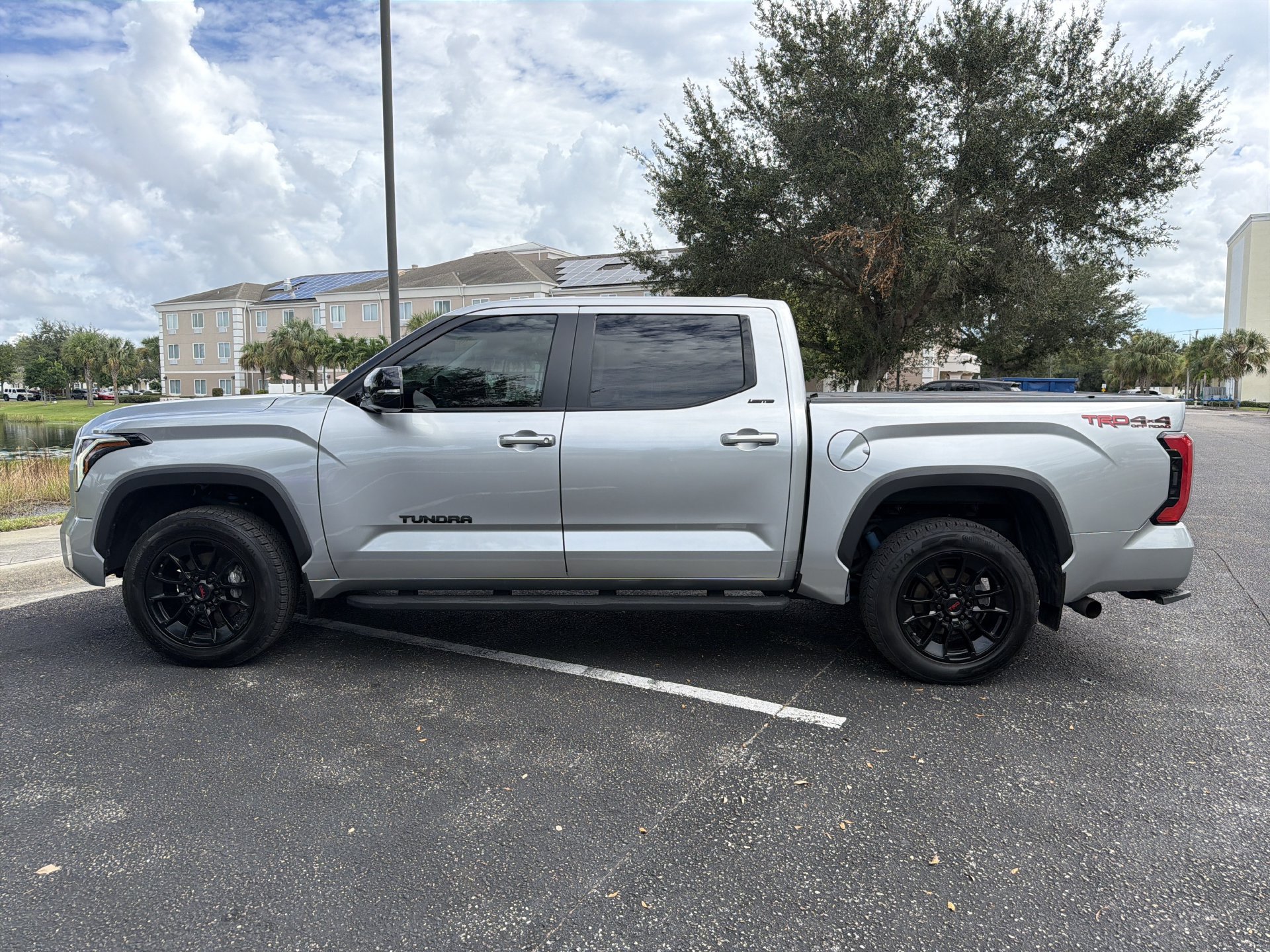Used 2024 Toyota Tundra Limited w/ TRD Off-Road Package AWD/4WD image 7