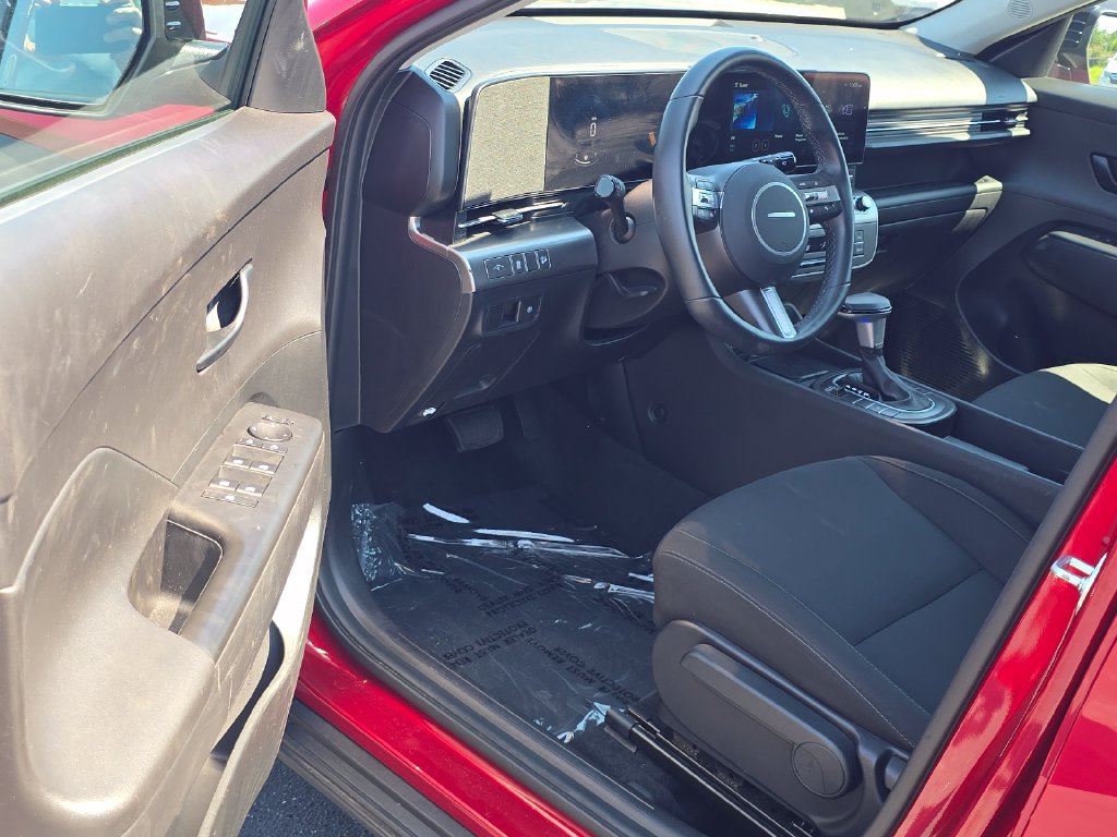 Used 2026 Hyundai Kona SEL Sport FWD image 9