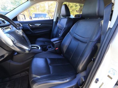 Used 2014 Nissan Rogue SL image 24