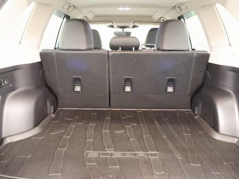 Certified 2023 Subaru Forester Limited image 29