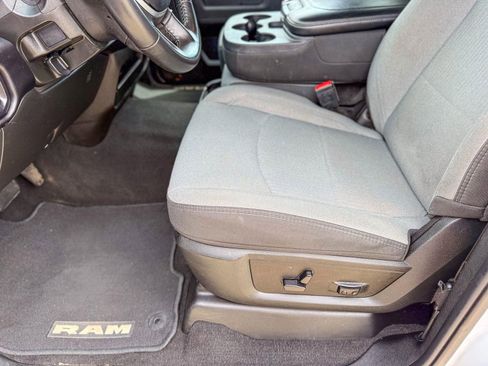 Used 2024 RAM 2500 Big Horn image 17