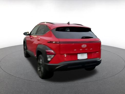 Used 2025 Hyundai Kona SEL image 10