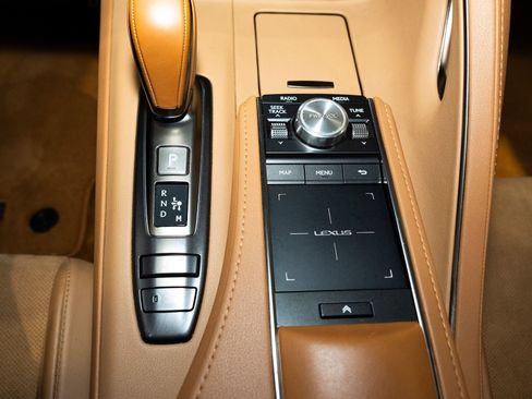 Used 2021 Lexus LC 500 Coupe w/ Performance Package RWD image 35
