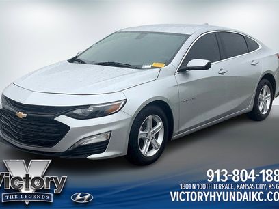 Used 2022 Chevrolet Malibu LT