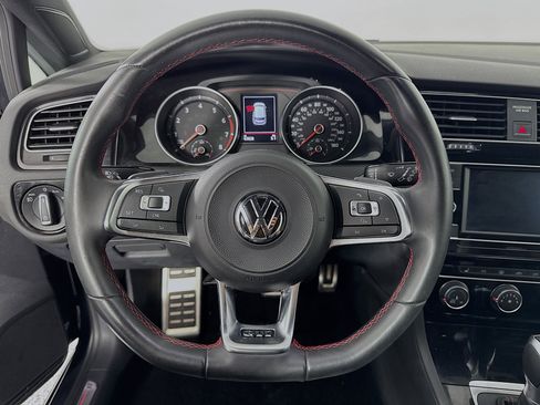 Used 2018 Volkswagen GTI S image 11