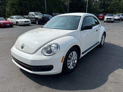 Used 2013 Volkswagen Beetle 2.5 FWD image 7