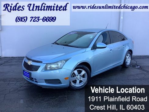 Used 2011 Chevrolet Cruze LT FWD image 2